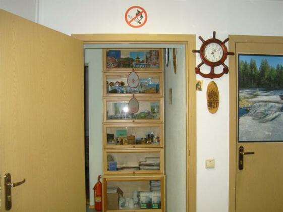  Photo 4