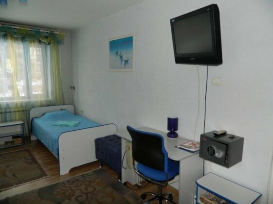 Mini Hotel Galant on Deputatskaya 5 - Photo2
