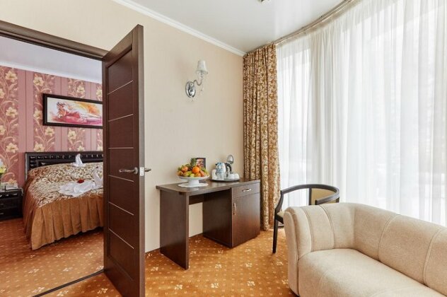 Art Hall Hotel - Photo5