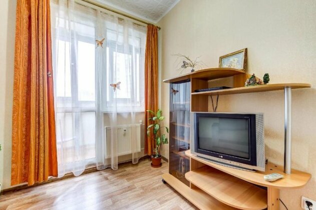 Apartment on Devyatkino - Photo5