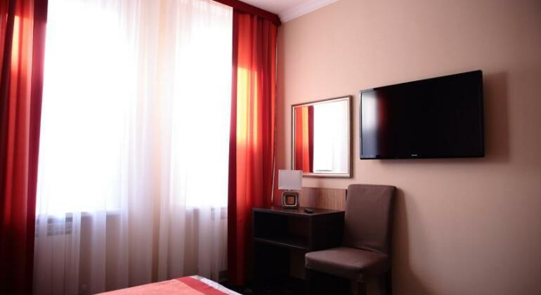 Hotel Deluxe Bugulma - Photo4