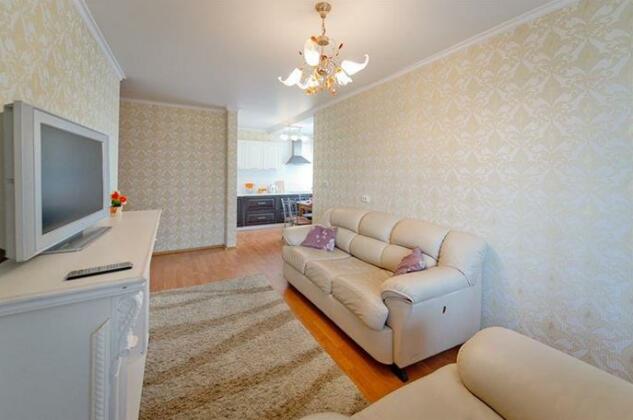 Apartment 5 Zvezd Comfort - Photo3