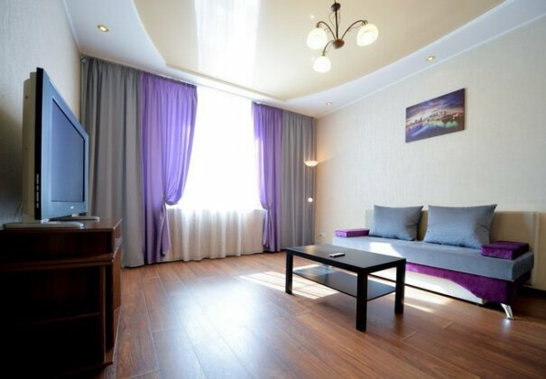 Five Stars on Lenina 30 - Photo2