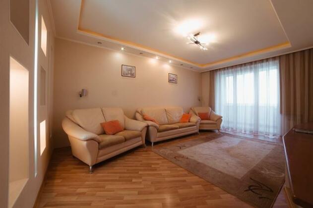 Five Stars on Lenina 68a - Photo2