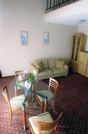 Hotel Meridian Chelyabinsk - Photo5