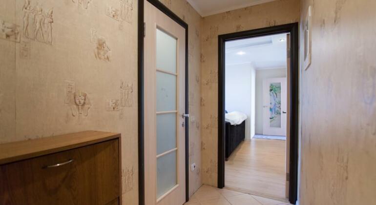 Lenin Avenue Apartment - Photo2