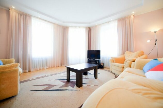 Pyat' Zvezd Na Timiryazeva 33 Apartments - Photo4