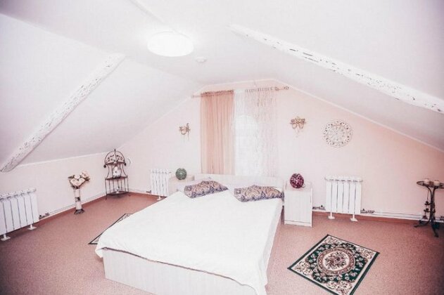 Na naberezhnoy Guesthouse - Photo3