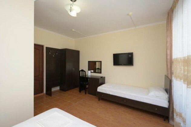 U morya Inn Divnomorskoye - Photo3