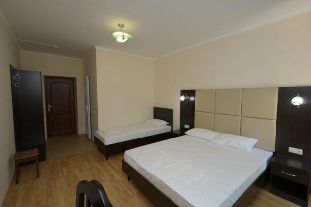 U morya Inn Divnomorskoye - Photo5