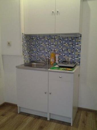 Grecia Na Shkolnoj Apartments - Photo4