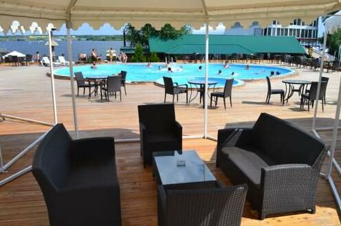 Admiral Marina Club Mini Hotel - Photo5
