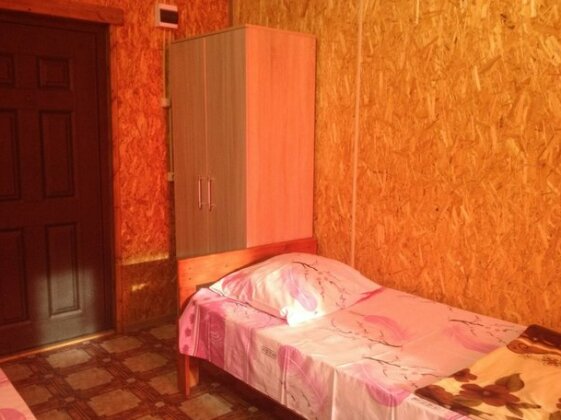 Lenina 232 Guest House - Photo3