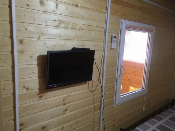 Azov Beach Holiday Home - Photo4