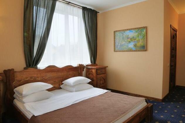 Uzhny Dvorik Hotel - Photo3