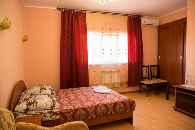 Klub-otel' U kamina - Photo2