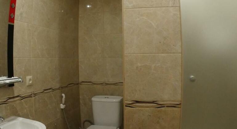 Hollywood 2 Hotel - Photo5