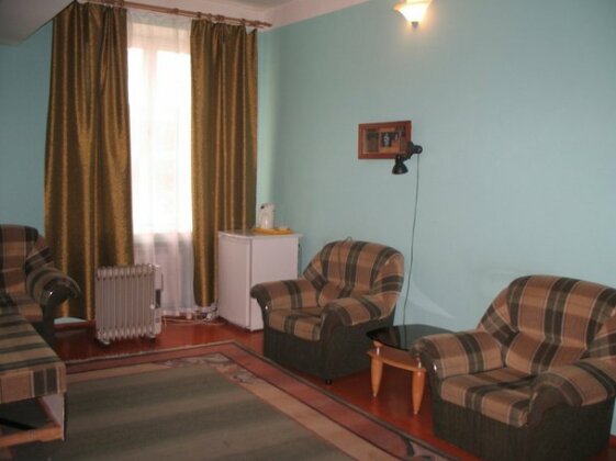 Oktyabr'skaya Mini-Hotel - Photo3