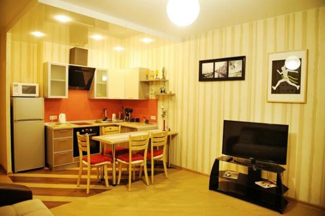 Luxe House Apartments - Photo5