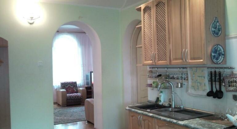 Apartment na Shillera - Photo2