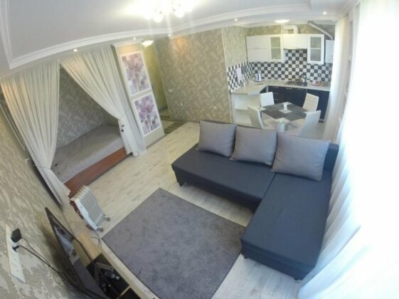 Apartment on Leninskiy 127 - Photo2