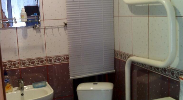 Apartments on Leonova 16 - Photo2