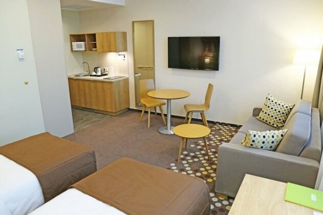 Europa Hotel and Apartment - Photo5
