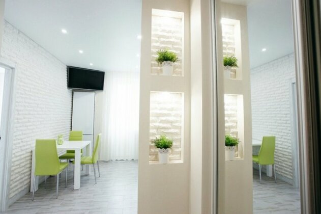 Klassa Delyuks Apartments - Photo5