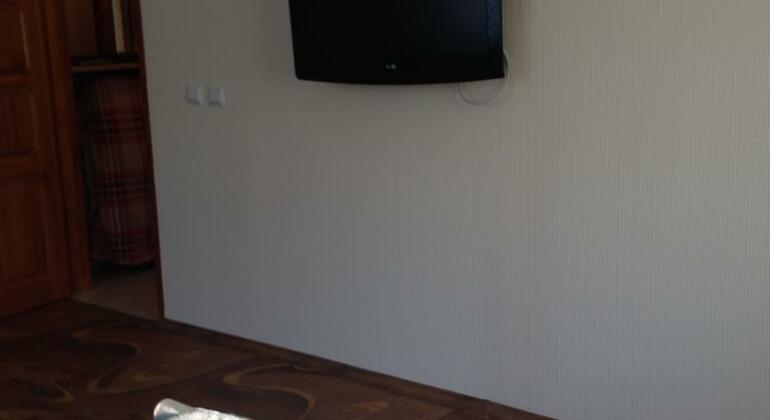 Woman Hostel Okno v Evropu - Photo4