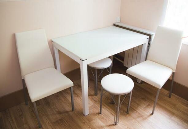 Bolotnikova 12 Apartments - Photo5