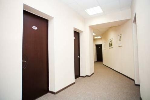 Camelot Hotel - Photo4