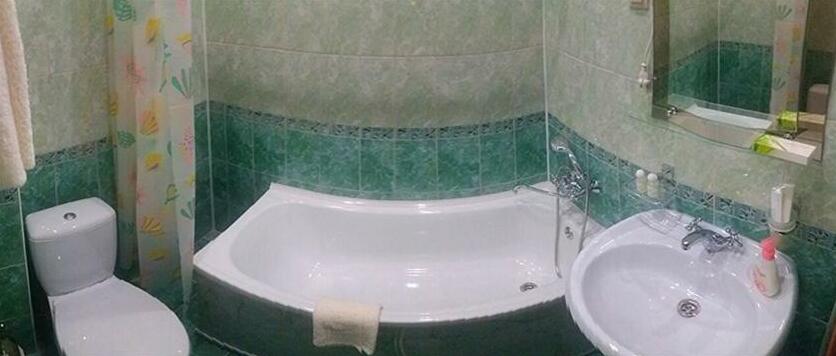 KRYIM Hotel - Photo2