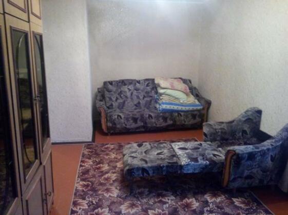 Na ploshchadi Pobedy 13 Apartment - Photo2