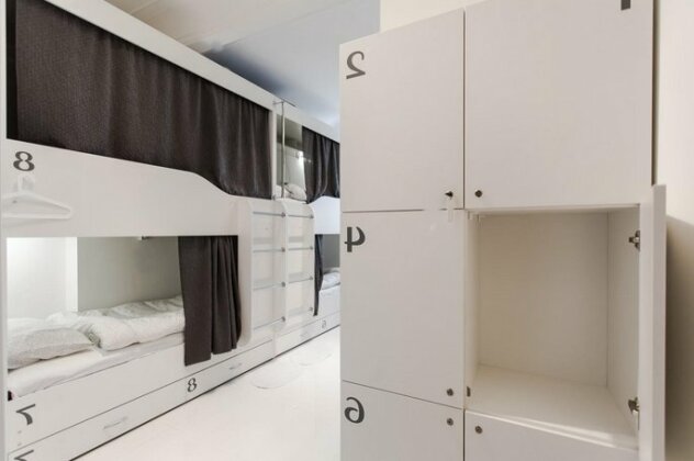 H&Co Hostel - Photo2