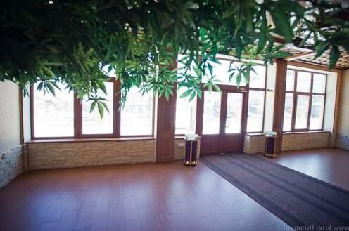 Ani Hotel - Photo4