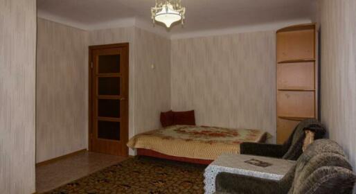 Apartment Stantsionnaya 19