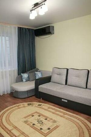 Kompaniya Podushka na Serysheva Apartment