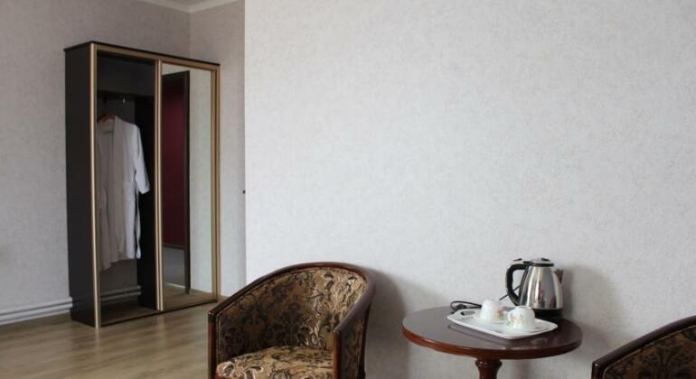 Samarkand Hotel - Photo2