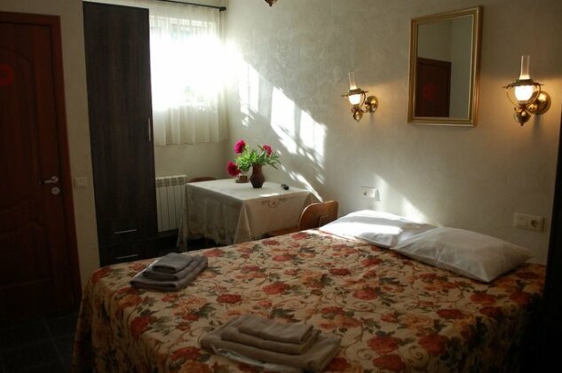 Mini Hotel Khata - Photo5