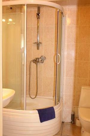 Lyuks Hotel - Photo5