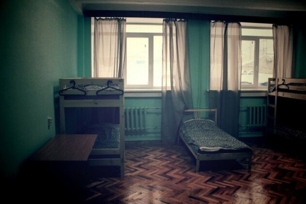 Hostel Kirovsk red - Photo4