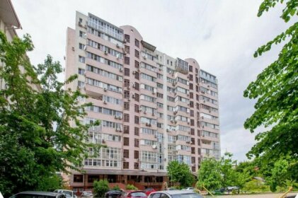 Apartment on Bazovskaya Damba 8