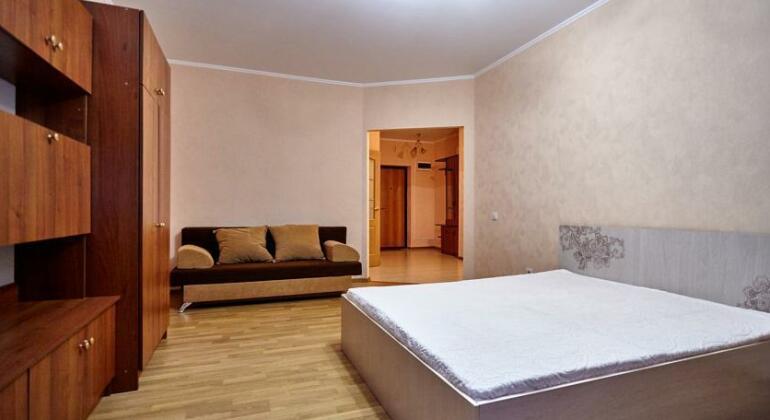Apartment on Filatova 19/1 - Photo2