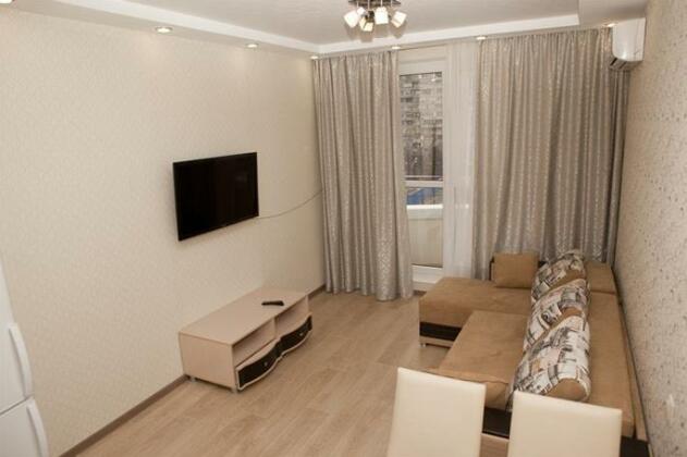 Myhomehotel On Krasnaya 176 - Photo3