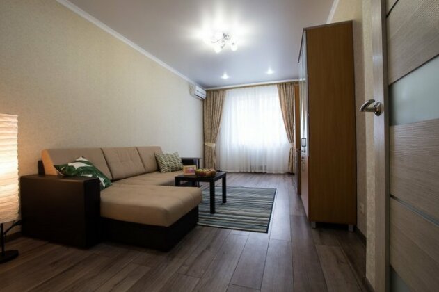 Rossiyskaya Street Apartments - Photo2