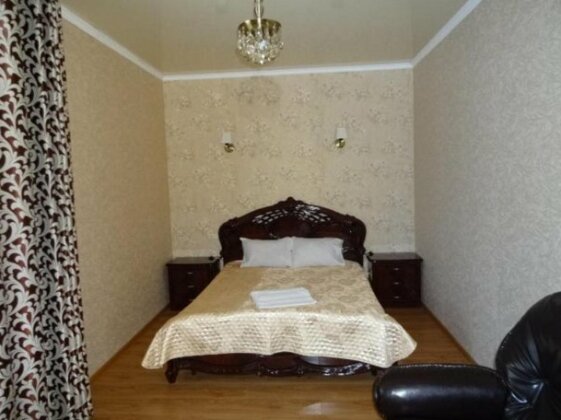 Nikol-Azov - Photo2
