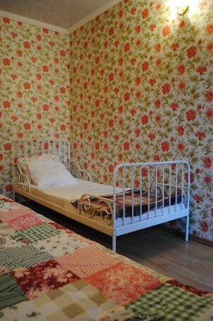 V Gostyah U Skazki Guest House - Photo5