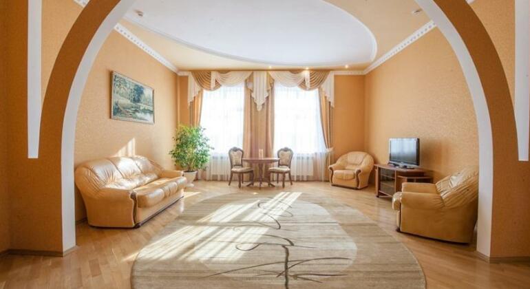 Roscha Nevest - Photo3
