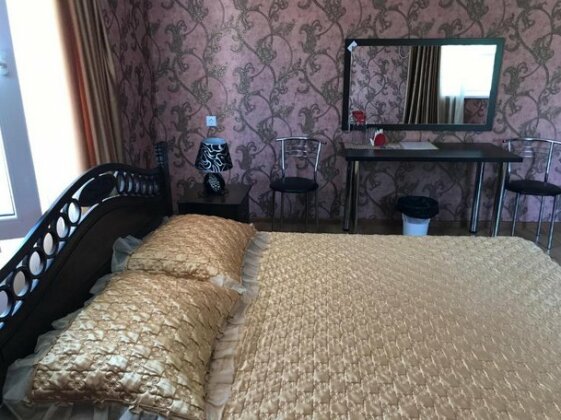 Guest House on Mira Street - Photo4