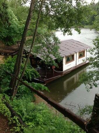 Usad'ba Ryibatskoe Guest House - Photo4